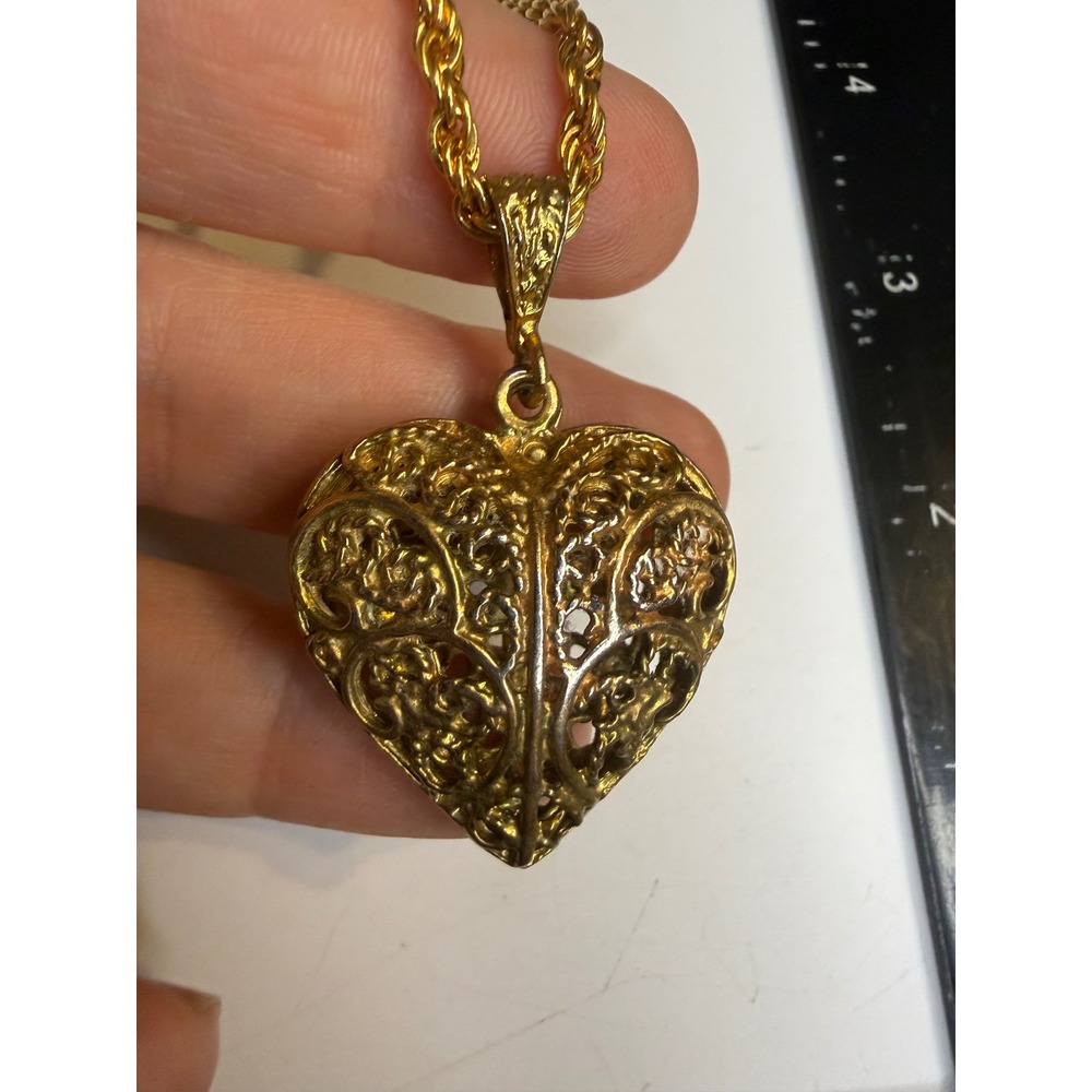 Gold Tone Filigree Puffed Heart Pendant Necklace 18 Inch Rope Chain
